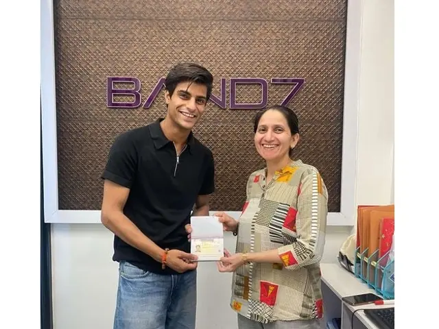 Kaustubh receiving his IELTS result at the IELTS BAND7 centre